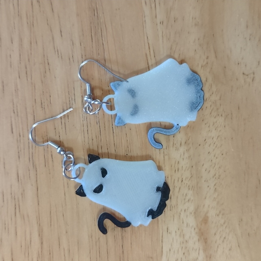 Ghost Cat Earrings-Glow In The Dark - Picture 4 of 4